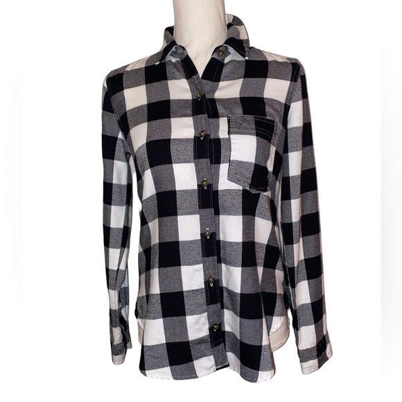 Abercrombie + Fitch Flannel Top Black and White in Size X Small - Picture 1 of 5